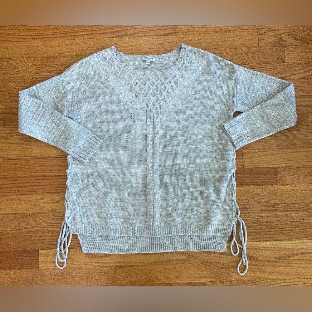 Freshman 1996 Sweater Women’s Medium Gray Knit High Low Hem Ties at Sides Casual